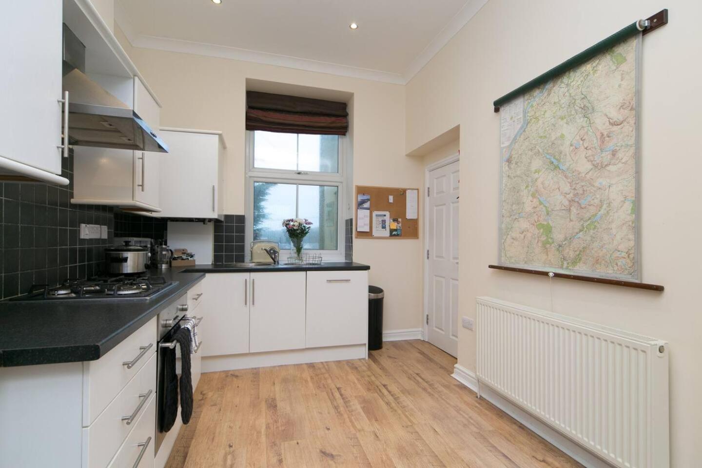 Pass The Keys Hafan Stylish 2 Bedroom Sea View Apartment Pwllheli Eksteriør billede