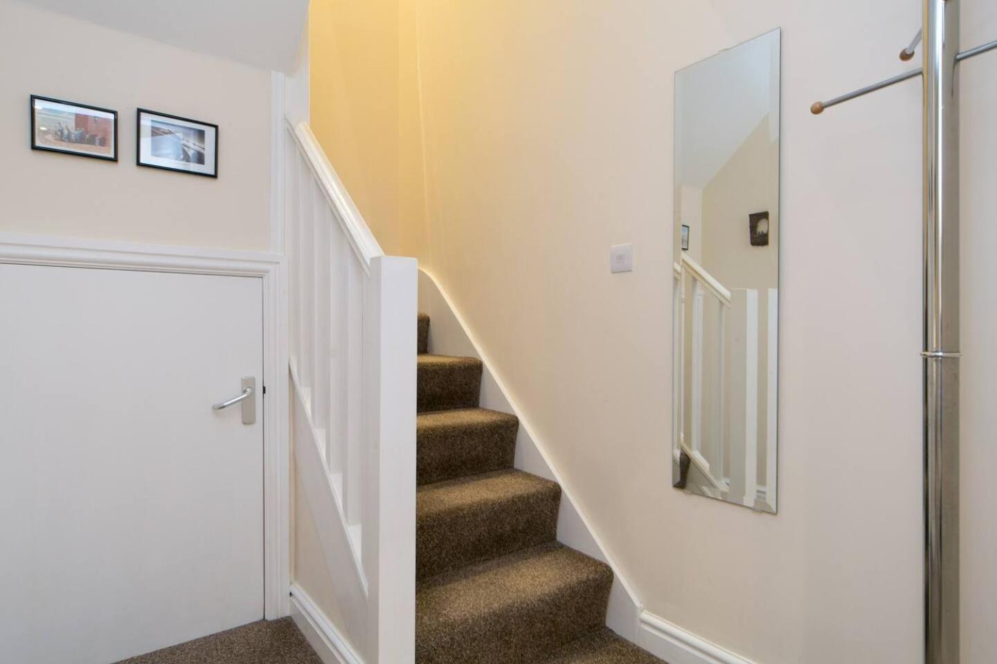 Pass The Keys Hafan Stylish 2 Bedroom Sea View Apartment Pwllheli Eksteriør billede