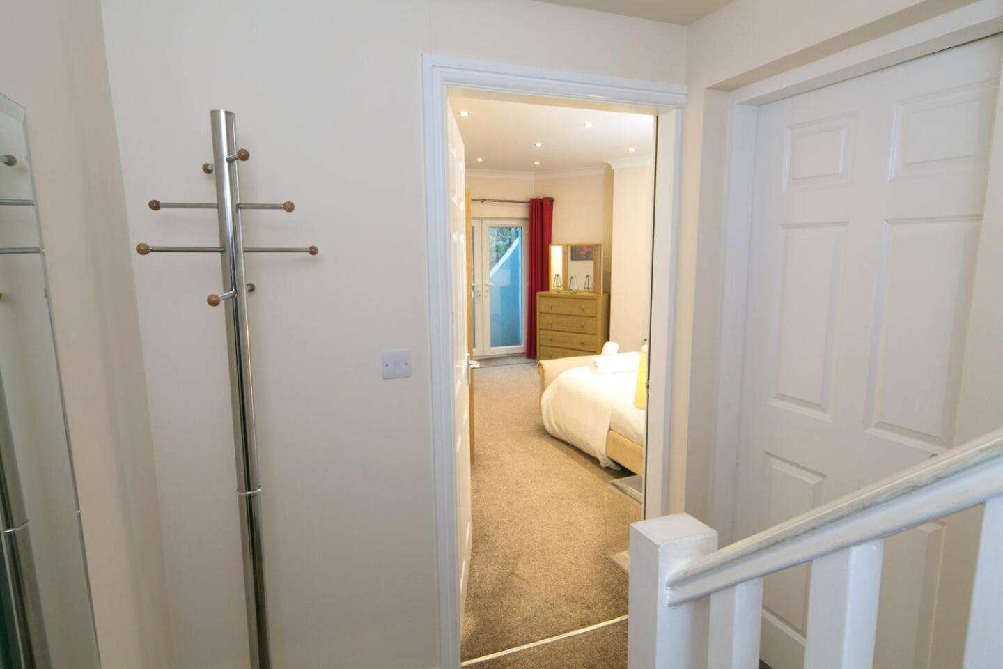 Pass The Keys Hafan Stylish 2 Bedroom Sea View Apartment Pwllheli Eksteriør billede