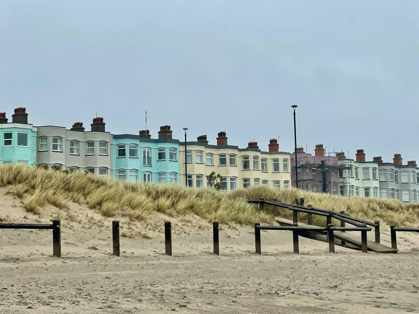 Pass The Keys Hafan Stylish 2 Bedroom Sea View Apartment Pwllheli Eksteriør billede